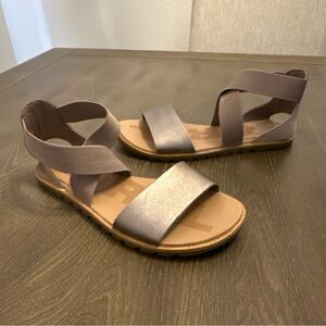 SOREL Ella II Ash Brown Leather Metallic EVA Foam Strappy Sandals Size 7.5‎ EUC
